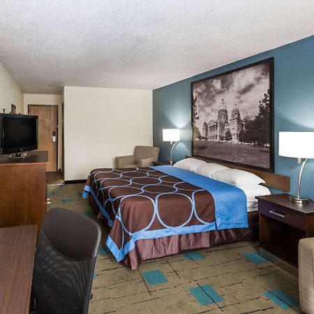 Super 8 By Wyndham Urbandale/Des Moines Area Motel Eksteriør billede