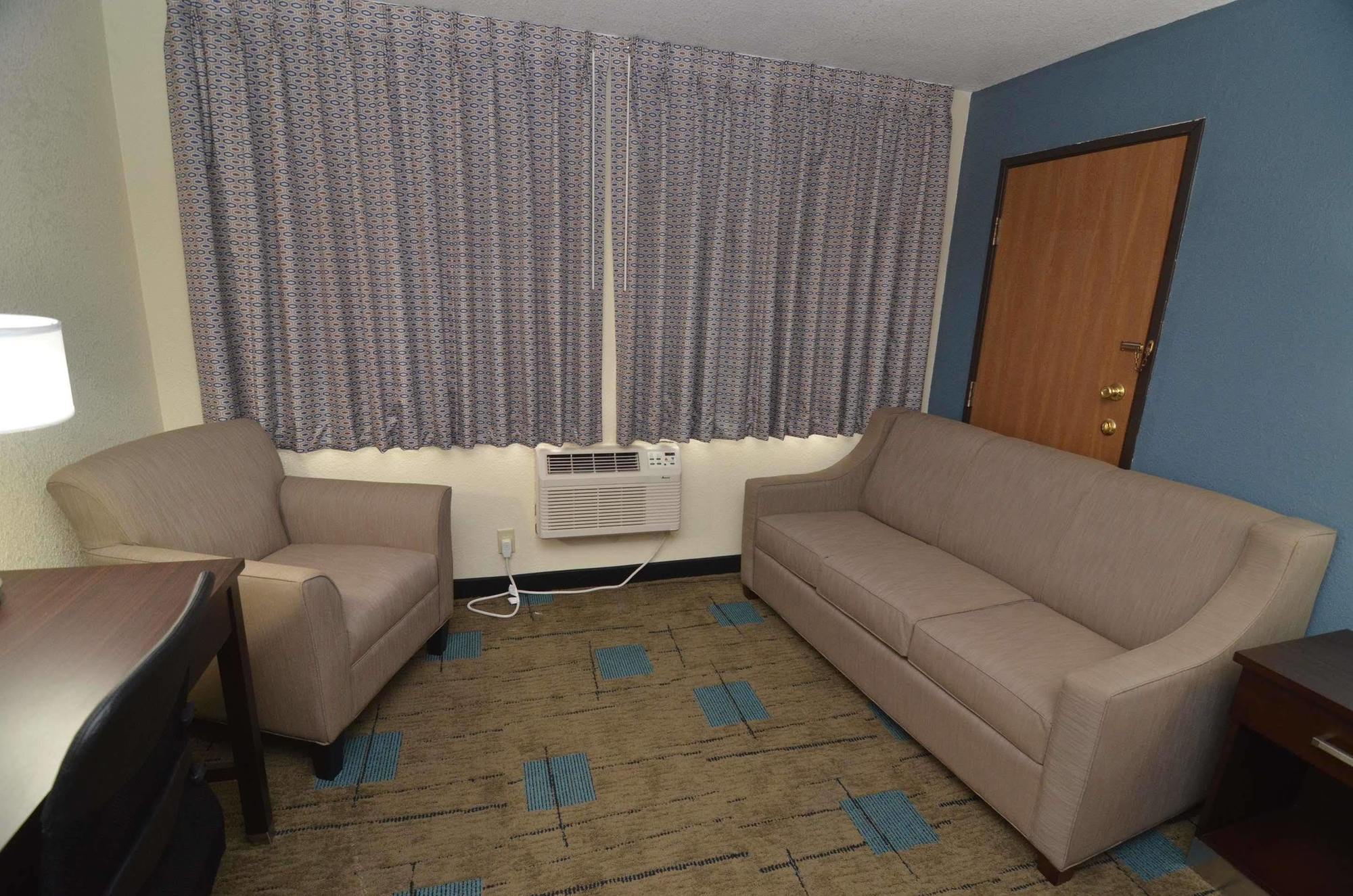 Super 8 By Wyndham Urbandale/Des Moines Area Motel Eksteriør billede